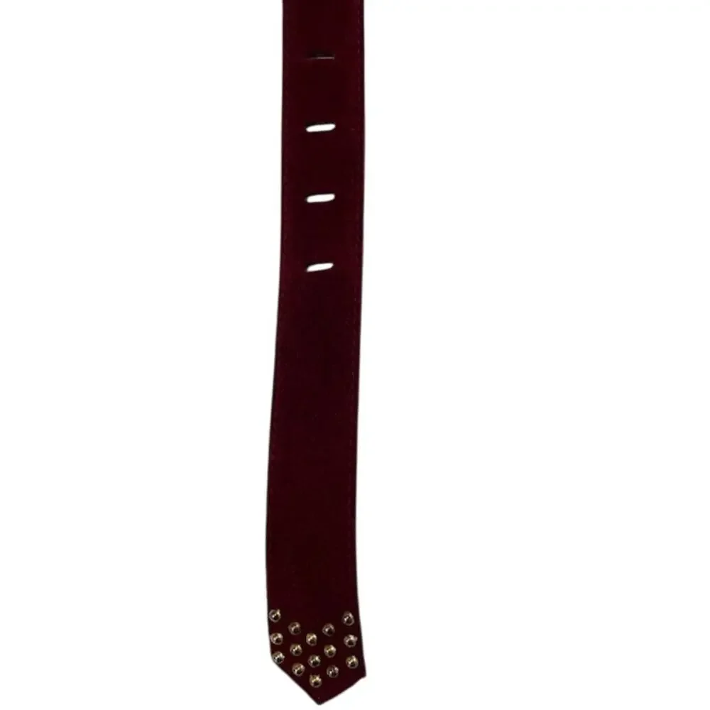 Milor vintage 1990's women's burgundy suede leather belt.
